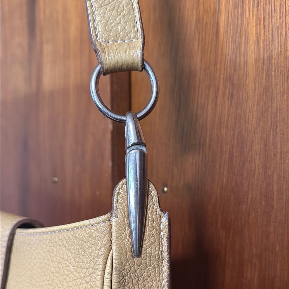 Hunting World Tan Leather Shoulder Bag - Picture 3 of 12